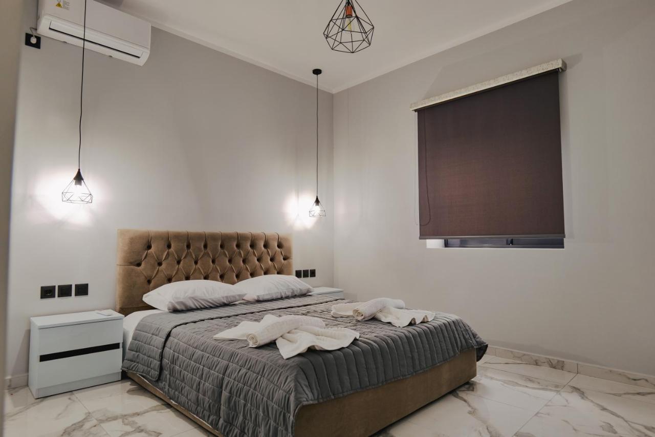 Iphigenia Luxury Flat Apartment Саранде Екстериор снимка