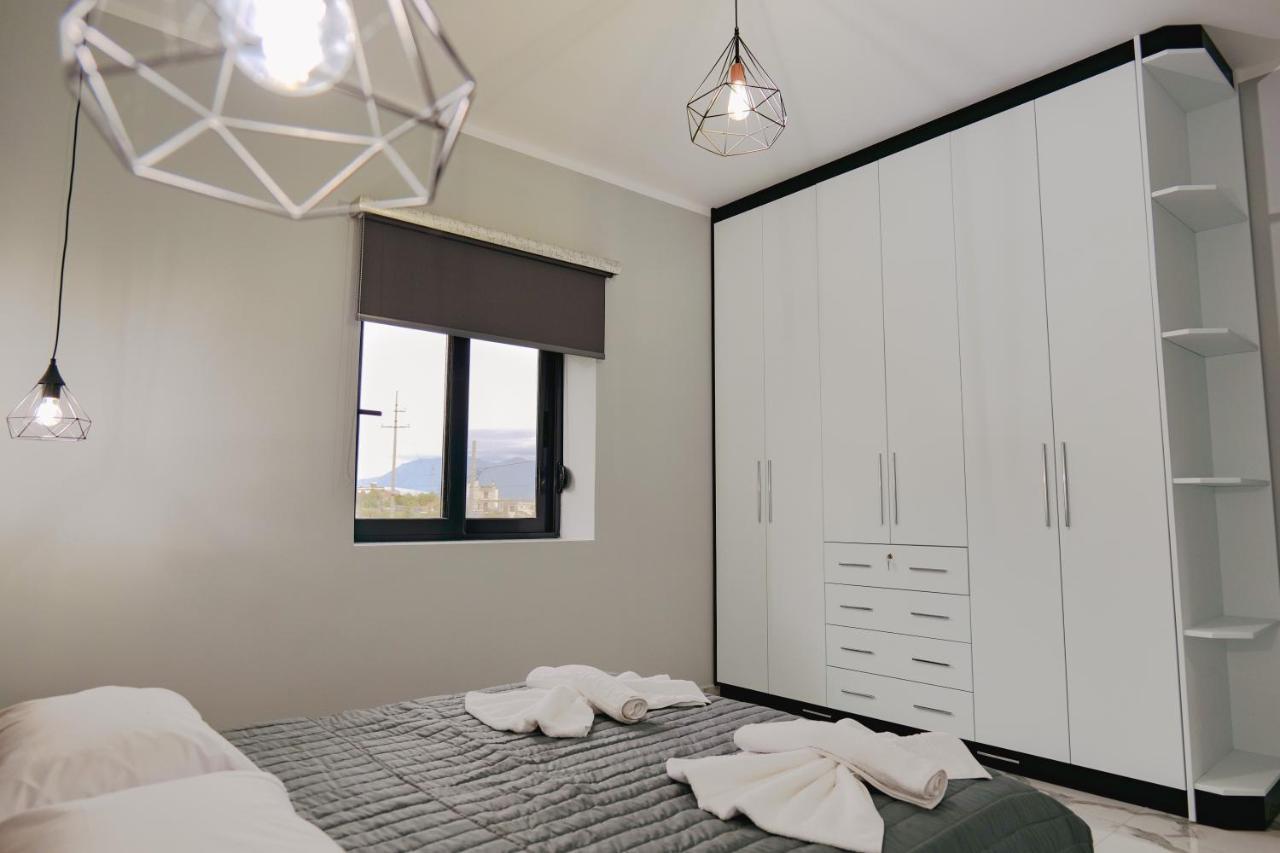 Iphigenia Luxury Flat Apartment Саранде Екстериор снимка